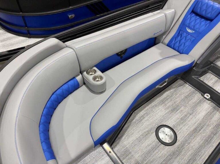 2026 Bennington 25RTSB - Blackout US-ETWS7708H526 [photo 11]